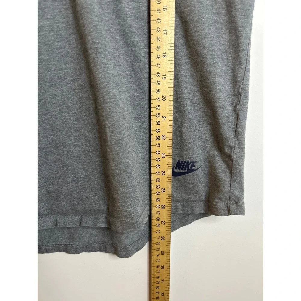 Nike Gray Pocket Short Sleeve T Shirt Mens Large